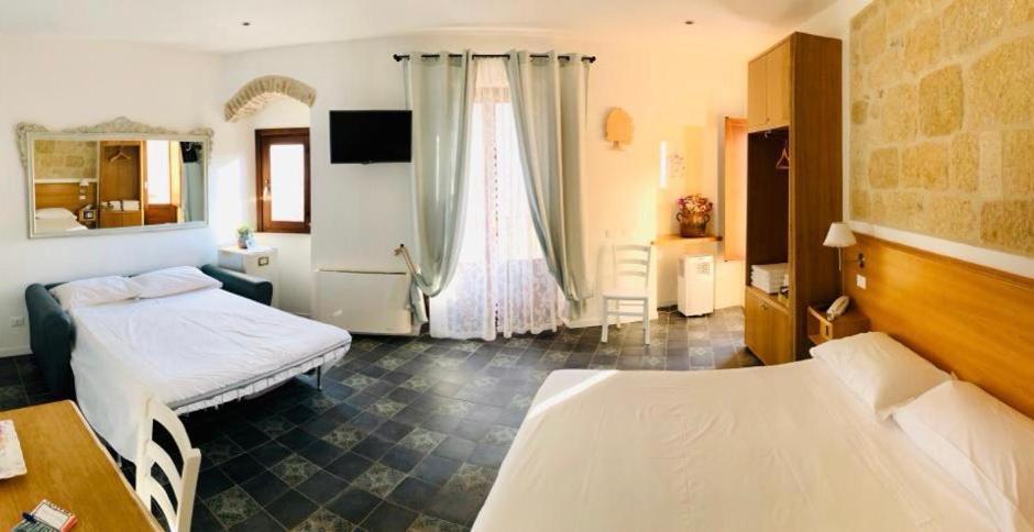 לינה וארוחת בוקר פטרליה סוטאנה La Casa Di Ro מראה חיצוני תמונה