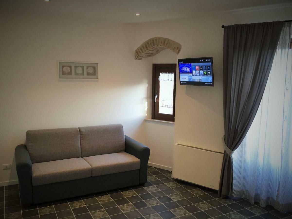 לינה וארוחת בוקר פטרליה סוטאנה La Casa Di Ro מראה חיצוני תמונה